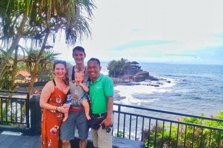 Tanah Lot : visite guidée du temple au coucher de soleilVisite en petit groupe avec frais d'entrée