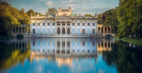 From Krakow: Full-Day Warsaw Sightseeing Tour with Transfers
