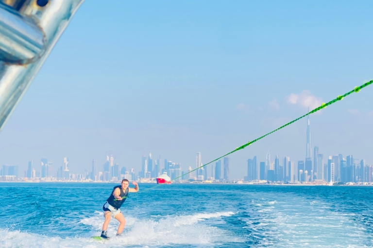 Dubai: Privates Schnellboot- und Wakeboard-Erlebnis30-minütige Sitzung