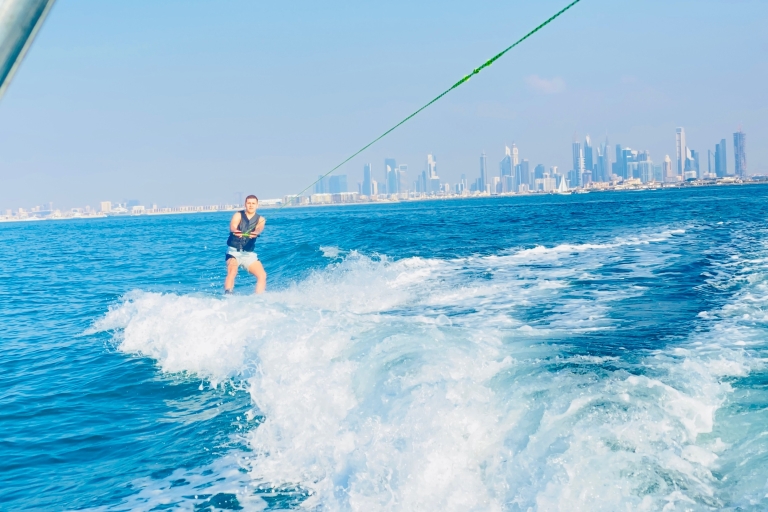 Dubai: privé speedboot- en wakeboard-ervaringSessie van 60 minuten