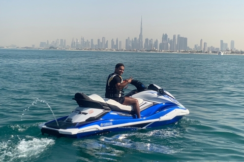 Dubai: Mina Seyahi 1-Hour Jet Ski Rental