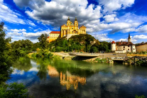 Wien: Melk Abbey und Salzburg Reise mit privatem Transfer