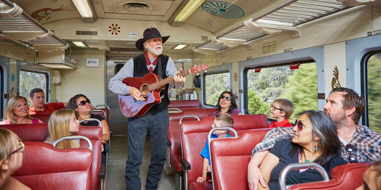 are dogs allowed on the grand canyon train