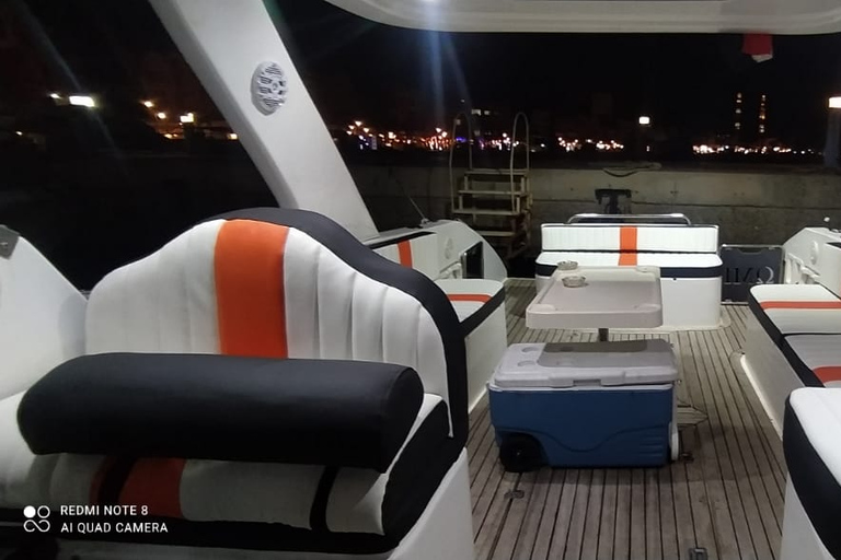 Hurghada: Cena privata e crociera in barca al tramontoHurghada: cena privata e crociera in yacht al tramonto