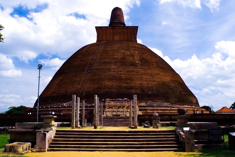 Anuradhapura: archeologische vindplaats begeleide Tuk-Tuk-tour