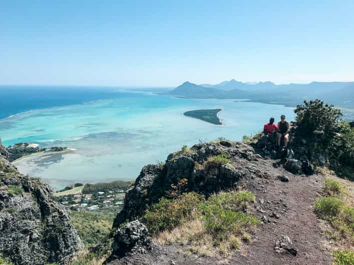 Mauritius Le Morne Brabant Wanderung Bei Sonnenaufgang GetYourGuide