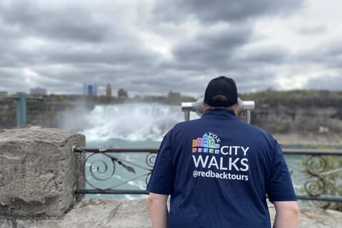 Niagara Falls: Guided Walking Tour