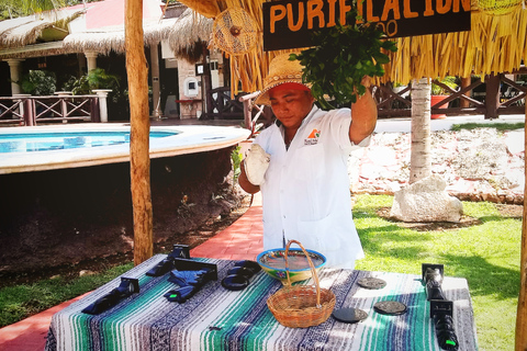 Cancún: Tour particular pelas ruínas de Chichen Itza e Yaxunah com CenoteTour privado com pick-up