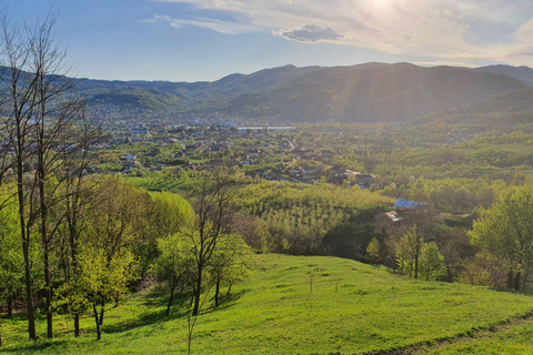 Bucharest: Romanian Caves & Monasteries Private 2-Day Trip