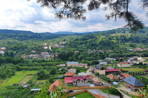 Bucharest: Romanian Caves & Monasteries Private 2-Day Trip