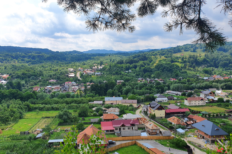 Bucharest: Romanian Caves & Monasteries Private 2-Day Trip