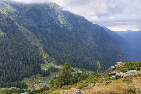 Desde Bucarest: tour privado de 2 días por la autopista Transfagarasan