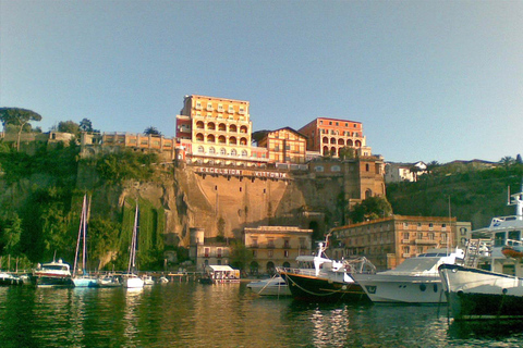 Sorrento: City Walking Tour with a Local Guide