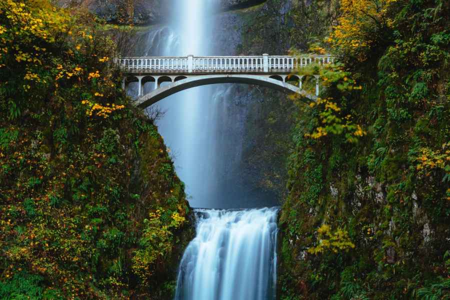 Von Portland aus: Columbia Gorge Wasserfälle Tour. Foto: GetYourGuide