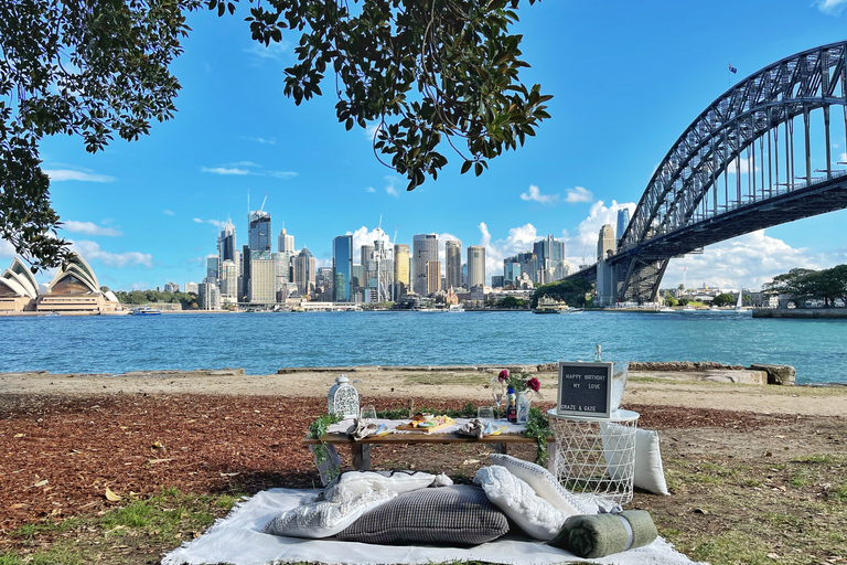 Kirribilli: Privates Picknick für 2 Personen mit Blick auf den Hafen von Sydney