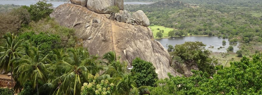 Anuradhapura : expédition en Tuk-Tuk pour visiter Mihintale