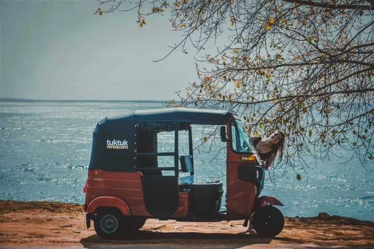 All inclusive - Tuk-Tuk Expedition to Visit Mihintale Standard option
