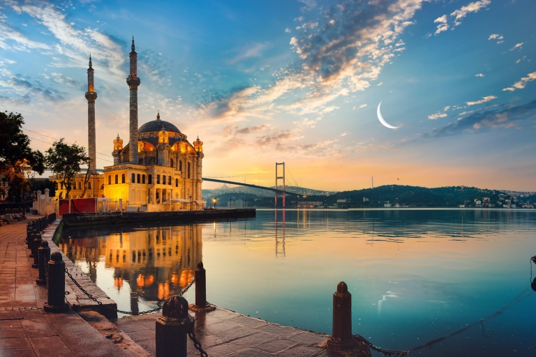 Stambuł: rejs po Bosforze i wycieczka autobusowa po Złotym RoguStambuł: Bosphorus Cruise and Golden Horn Bus Tour