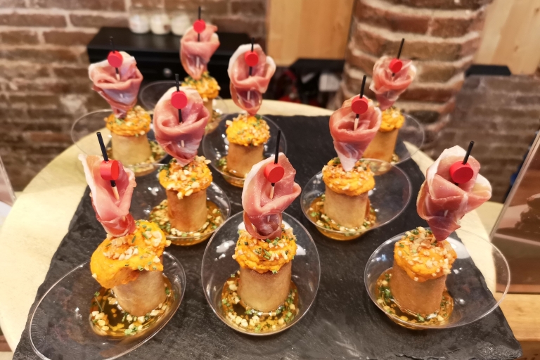 Barcelona: tour de degustación de comidas y bebidas en tabernas tradicionales