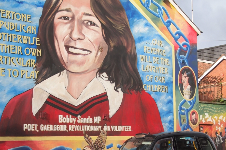 Belfast: prywatna wycieczka po malowaniu czarnych taksówek