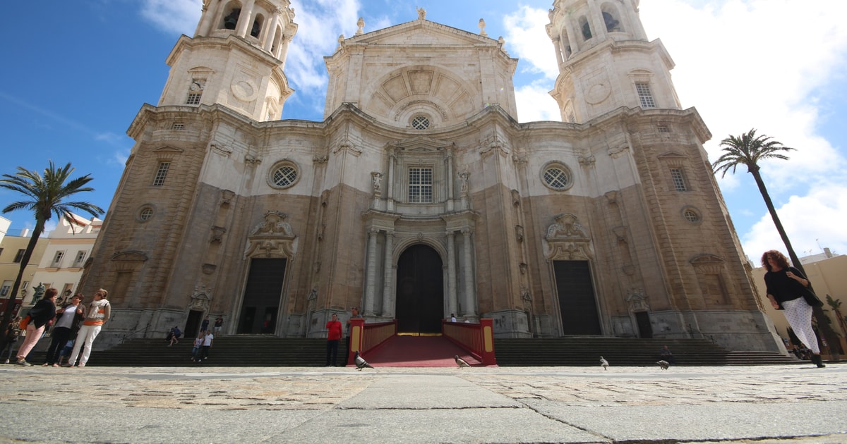 Von Sevilla aus Private Tagestour nach Cádiz mit Reiseführer GetYourGuide