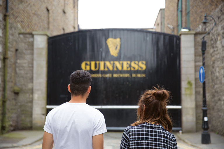 Dublin: Private Whiskey and Beer Trail Half-Day Tour