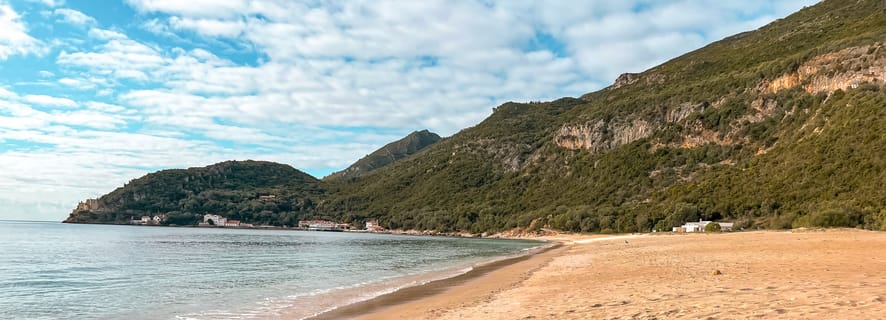 Lisbona: tour avventura all-inclusive in kayak di Arrábida