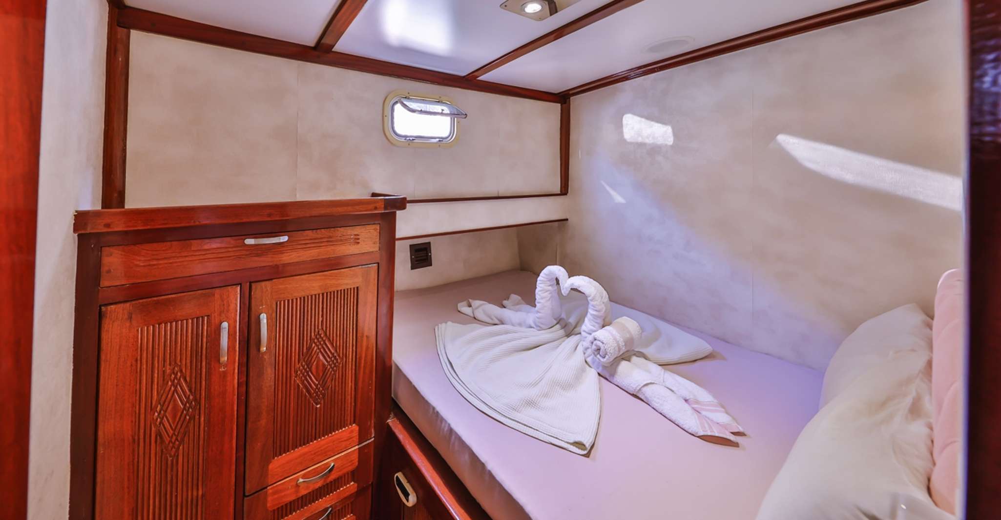 Kas, Viagem de barco privada de dia inteiro às Ilhas Kas com almoço - Hizvo