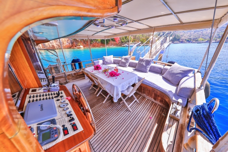 Kas: Full-Day Private Kas Islands Boat Trip with Lunch