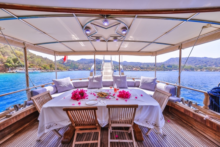 Kaş: Prywatna wycieczka łodzią Kekova z lunchem