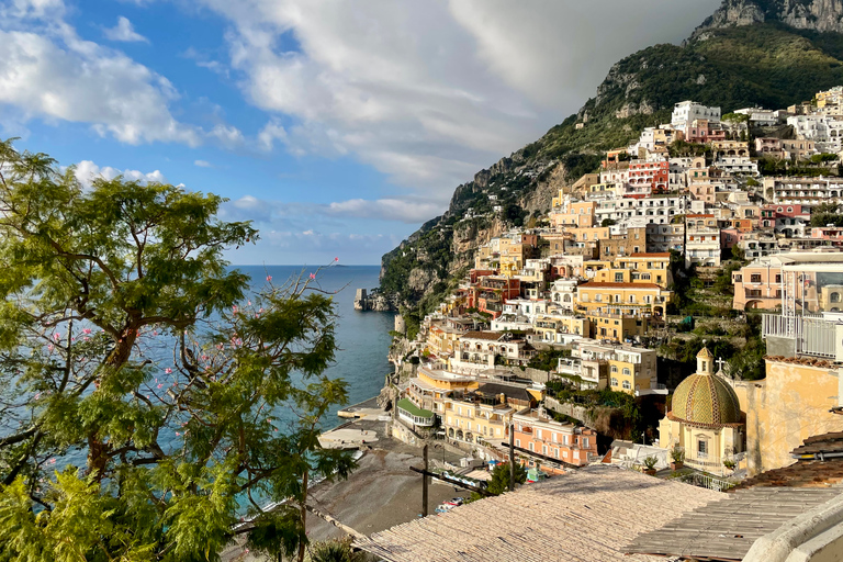 Positano: Old Town Walking Tour with Archaeologist Guide