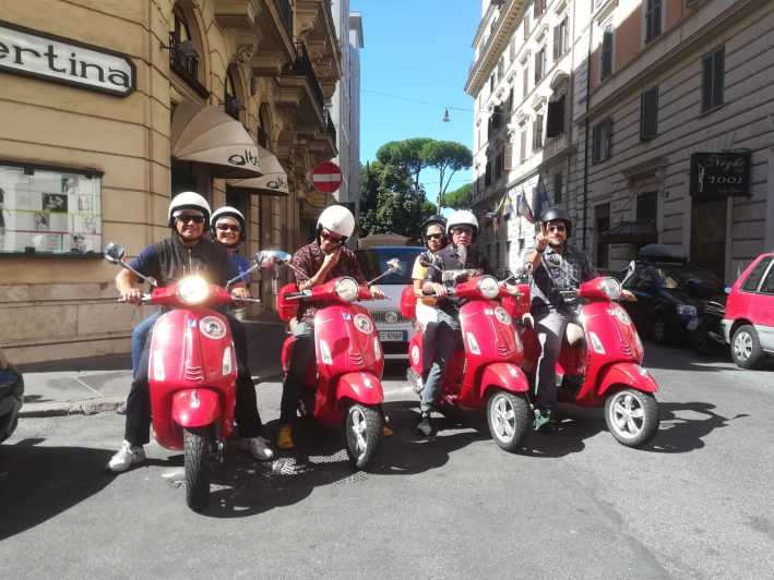 Roma: City Highlights Vespa Tour con conductor
