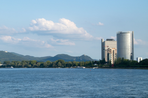 Z Bonn: Rejs wycieczkowy po Renie do KönigswinterZ Bonn: Rejs statkiem po Renie do Königswinter