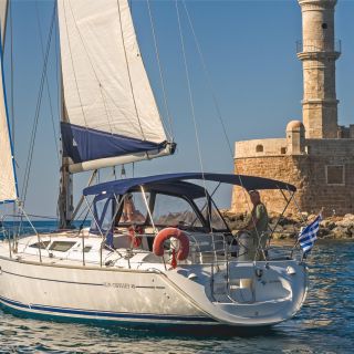 Chania: Private Sailing Trip with Snacks and Drinks