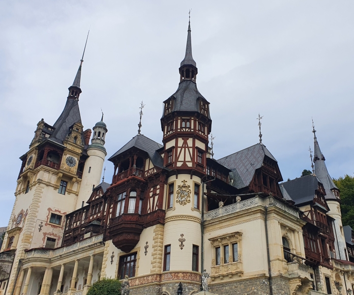 Transylvania: Guided Overnight Historical Sightseeing Tour