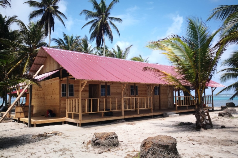 Ville de Panama : archipel de San Blas et nuit en bungalowBungalow sur la plage