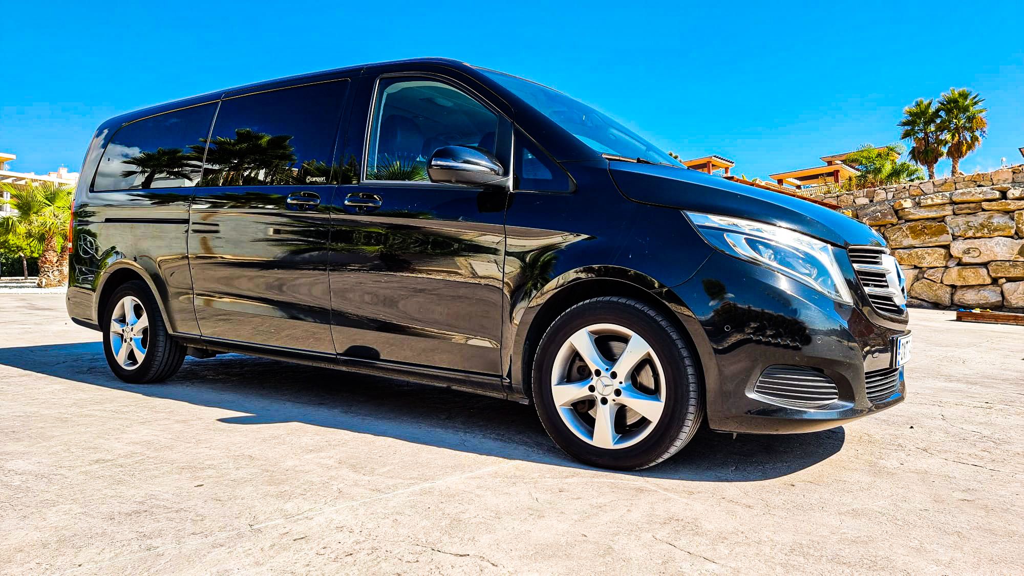 Benidorm: VIP-Transfer vom Flughafen Alicante mit Premium-Fahrzeug