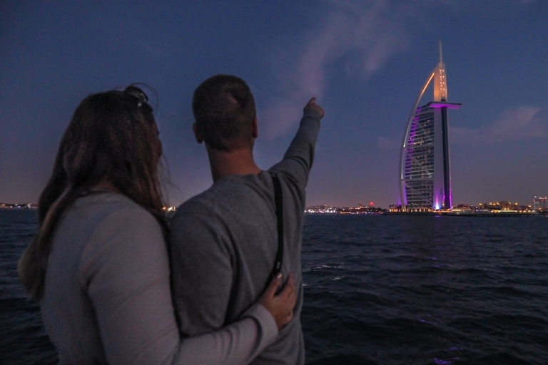 Dubai Marina: Private Yacht Tour with Small Group
