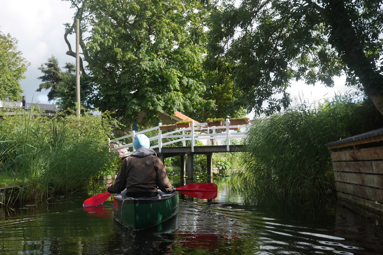 Ámsterdam: viaje guiado en canoa de 2 horas