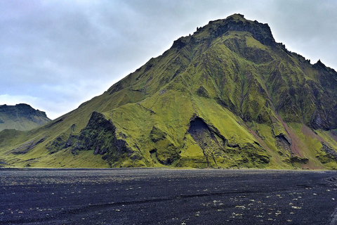 Tour privado por la costa sur, la cueva de hielo y Black Sands