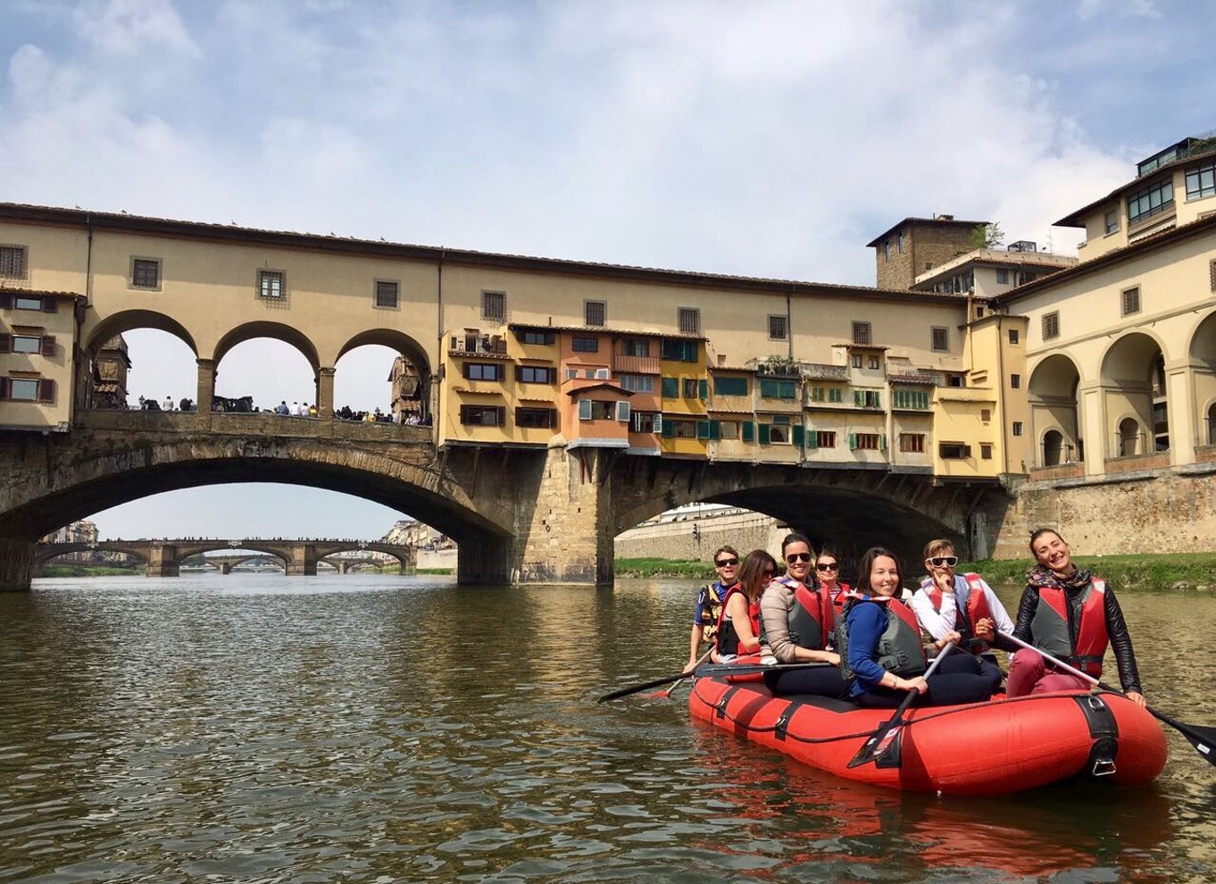 Firenze: Pontevecchio broen og seværdigheder i byen Rafting Cruise