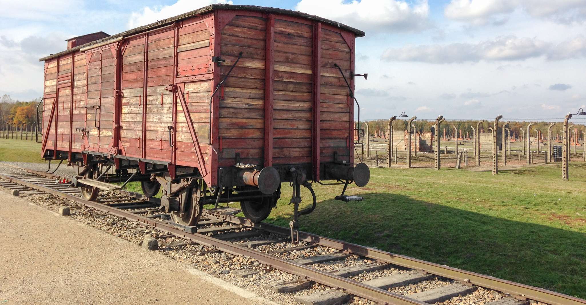 Von Krakau, Auschwitz und Wieliczka Salzmine Tagesausflug - Hizvo