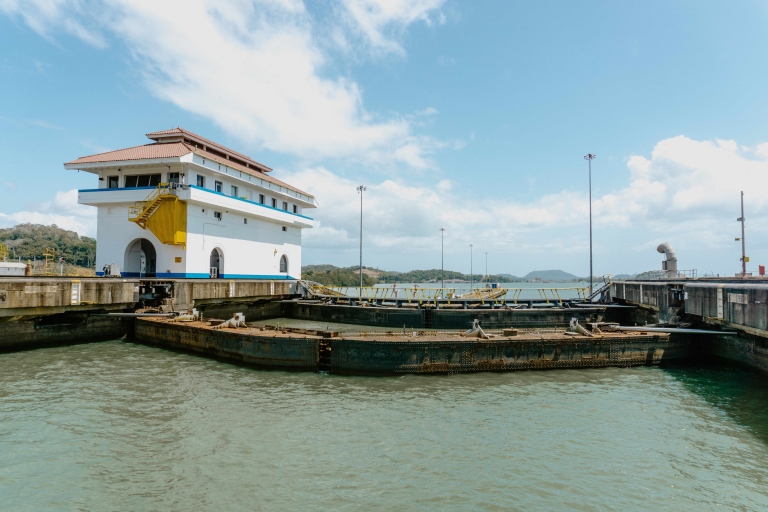 Panama Kanaal Tour: In één dag van oceaan naar oceaanVolledige doorvoer