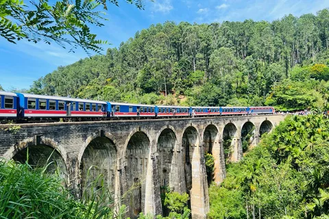 Sri Lanka: 5-Day Adventure with World Heritage Sites