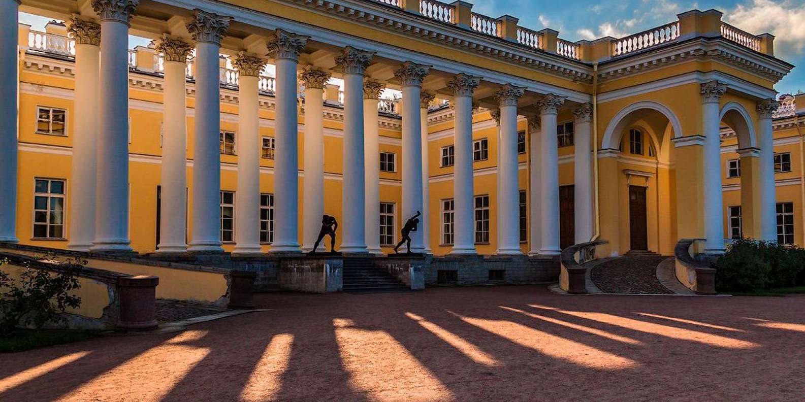 Александровский дворец в санкт петербурге. Александровский дворец в Царском селе. Александровский дворец Джакомо Кваренги. Д Кваренги Александровский дворец в Царском селе. Александровский дворец (1792-1796).