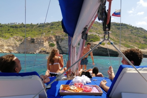Can Pastilla : excursion en voilier avec plongée en apnée, tapas et boissons