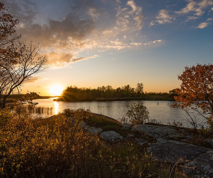 Kenora and Winnipeg: Smartphone Audio Driving Tour
