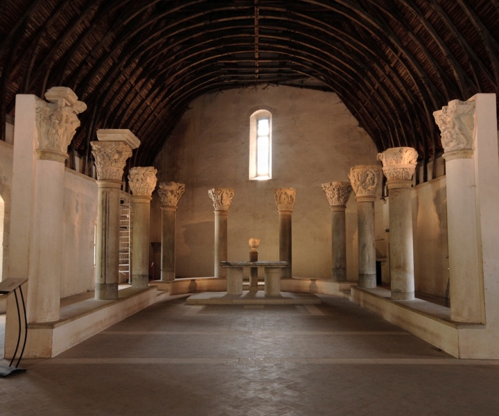 Borgoña Entrada Abadía de Cluny