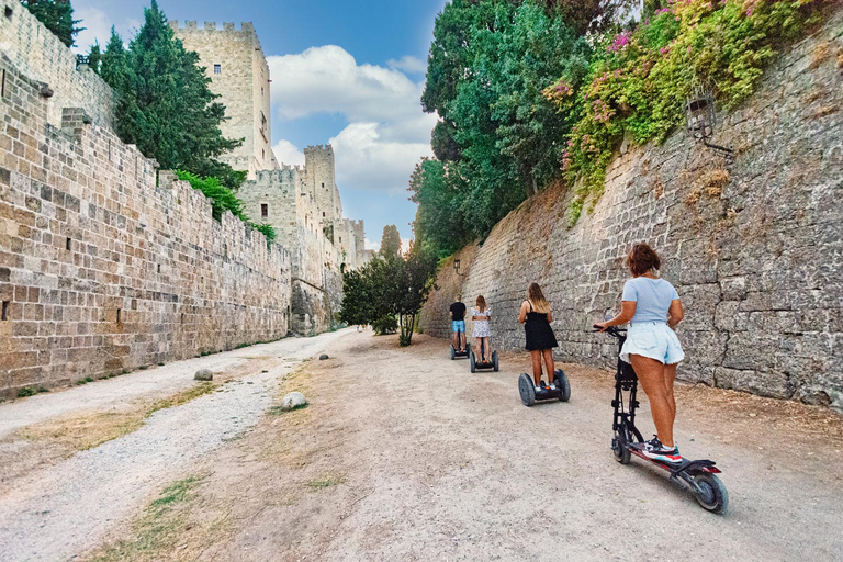 Rodas: Explora la Ciudad Nueva y Medieval en SegwayRodas: Excursión en Segway por la Ciudad Moderna y Medieval