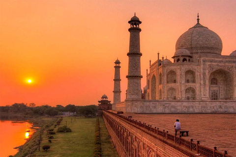 Increíble tour privado del amanecer del Taj Mahal desde Delhi